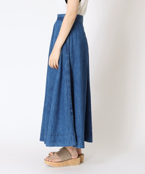 YANUK（ヤヌーク）の「YANUK / flare blue skir(デニムフレアカート)（スカート・レディース・ブルー・36/34）」の8枚目の写真