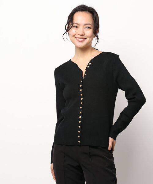 Te chichi（テチチ）の「フロントボタンキーネックニット（ニット/セーター・レディース・ブラック/ベージュ/イエロー・ﾌﾘ-）」の6枚目の写真