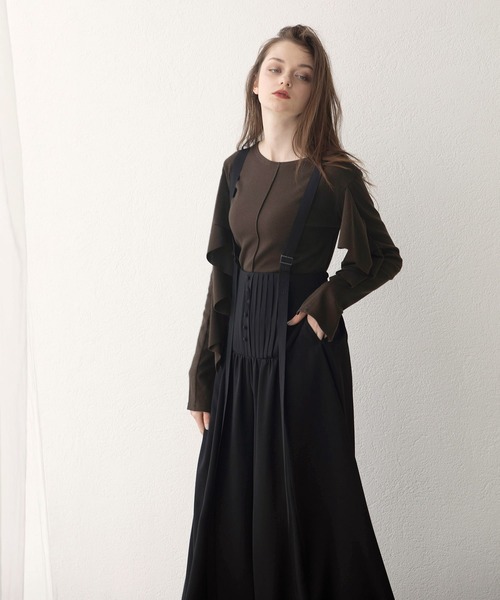 新品　MIELI INVARIANT サスペンダーパンツ MIELI INVARIANT（ミエリインヴァリアント）の「Sand Tuck