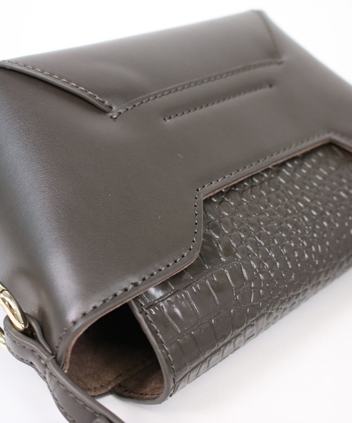 atneK(アトネック)の「【atneK by Scrap Book】Funagata-S(ショルダーバッグ・レディース・オレンジ/ブラック・FREE)」の11枚目の写真