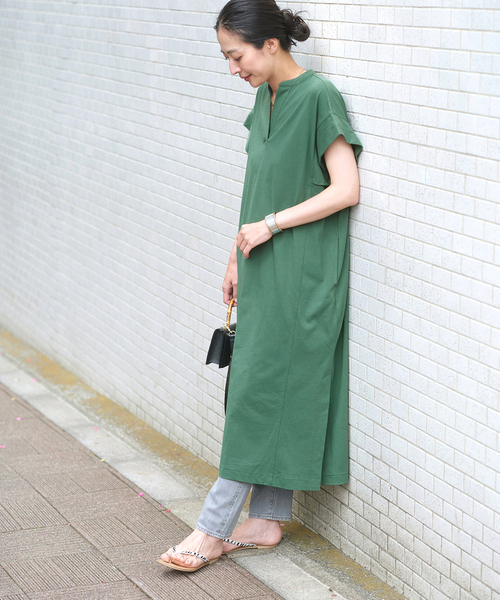 JOURNAL STANDARD（ジャーナルスタンダード）の「《追加2》ロングカフタンTシャツワンピース（ワンピース・レディース・ブラック/グリーン・FREE）」の2枚目の写真