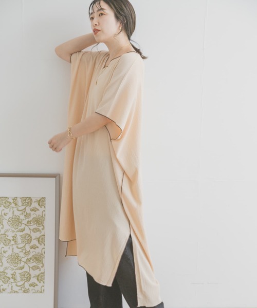 ITEMS URBANRESEARCH(アイテムズ アーバンリサーチ)の「パイピングヨウリュウワンピース(ワンピース・レディース・ネイビー/カーキ/ベージュ・FREE)」の1枚目の写真