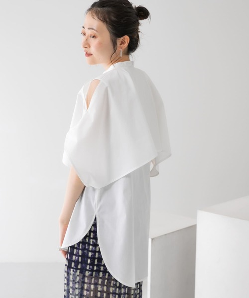 KBF（ケイビーエフ）の「2WAYマントブラウス（シャツ/ブラウス・レディース・ブラック/オフホワイト/グリーン系その他・ONE）」の4枚目の写真