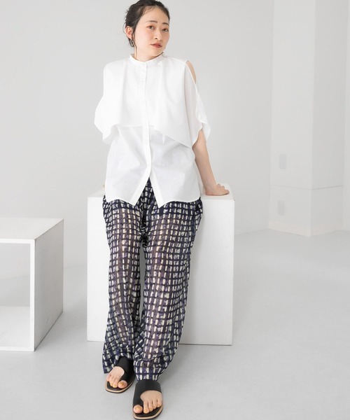 KBF（ケイビーエフ）の「2WAYマントブラウス（シャツ/ブラウス・レディース・ブラック/オフホワイト/グリーン系その他・ONE）」の15枚目の写真