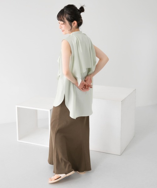 KBF（ケイビーエフ）の「2WAYマントブラウス（シャツ/ブラウス・レディース・ブラック/オフホワイト/グリーン系その他・ONE）」の11枚目の写真