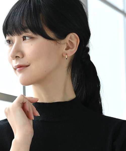 colleca la（コレカラ）の「[stainless]ステンレス・カットフープピアス〈金属アレルギー対応〉（ピアス（両耳用）・レディース・シルバー/ゴールド・ﾌﾘ-）」の3枚目の写真