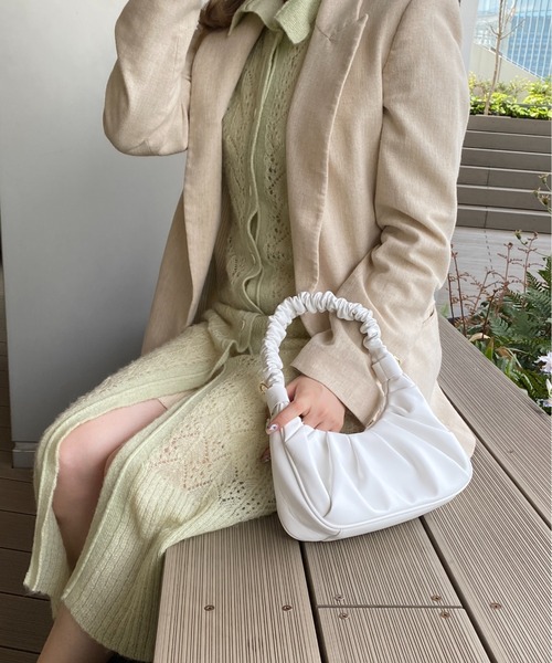 yuue' ( wear )(ユーイ)の「シャーリング2wayワンハンドルバッグ(ハンドバッグ・レディース・ホワイト/ベージュ/ライトブルー・FREE)」の7枚目の写真
