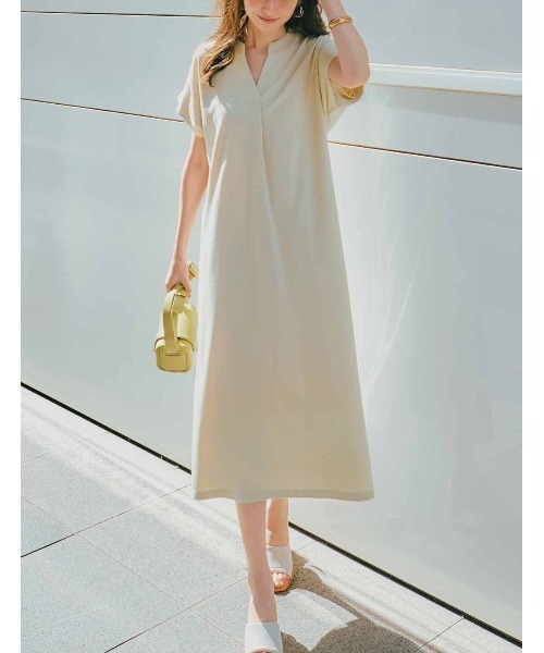 IEDIT（イディット）の「ＩＥＤＩＴ　抗菌防臭・吸汗速乾・ＵＶケア素材がうれしいフレンチスリーブわきシェードかのこカットソーワンピース（ワンピース・レディース・サンドベージュ/チャコールグレー/ダークネイビー・NM/MEDIUM/LARGE/X-LARGE/XX-LARGE/XXX-LARGE）」の6枚目の写真