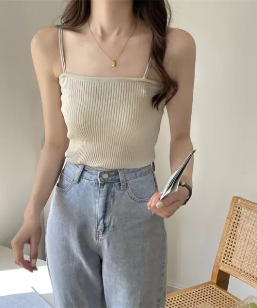 everycoco(エブリーココ)の「ダブルストラップリブキャミソール(キャミソール・レディース・ホワイト/ブラック/グレー/ピンク/ブルー/グリーン/アイボリー・FREE)」の3枚目の写真