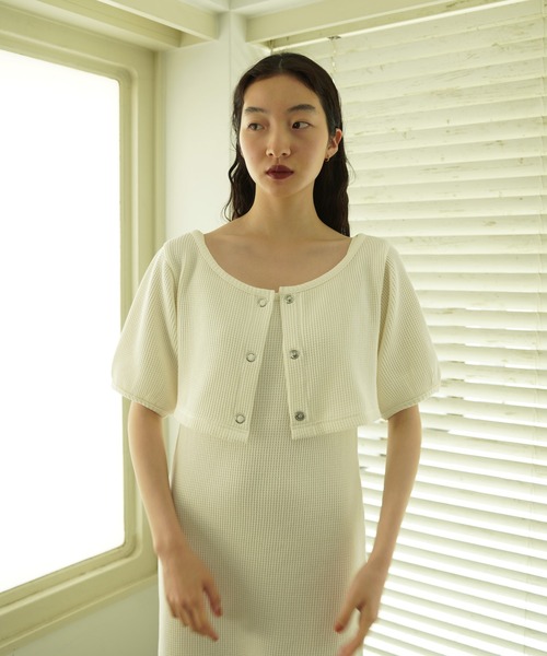 TINA:JOJUN(ティーナジョジュン)の「サーマルワッフル セットアップ TINA:JOJUN(ワンピース・レディース・アイボリー/ブラック・S/M)」の3枚目の写真