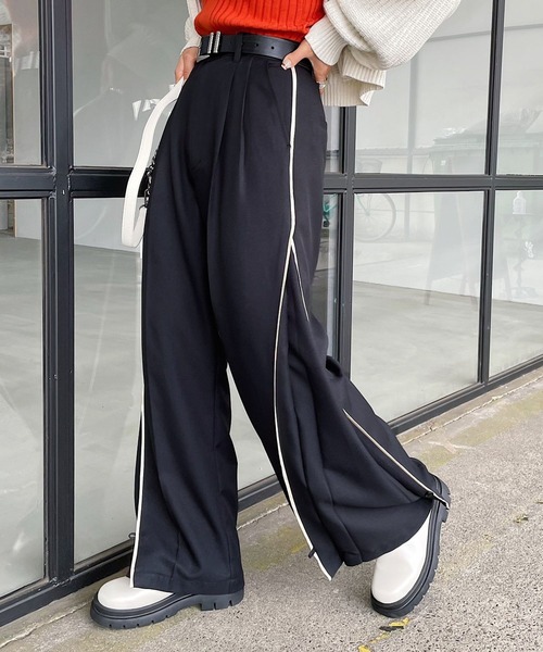 PAGEBOY（ページボーイ）の「パイピング2WAYパンツ（スラックス・レディース・グレイッシュベージュ/ブラック・FREE）」の3枚目の写真