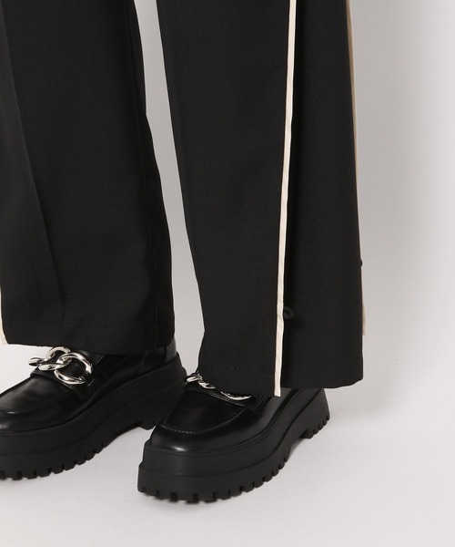 PAGEBOY（ページボーイ）の「パイピング2WAYパンツ（スラックス・レディース・グレイッシュベージュ/ブラック・FREE）」の18枚目の写真