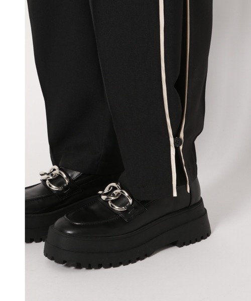 PAGEBOY（ページボーイ）の「パイピング2WAYパンツ（スラックス・レディース・グレイッシュベージュ/ブラック・FREE）」の19枚目の写真