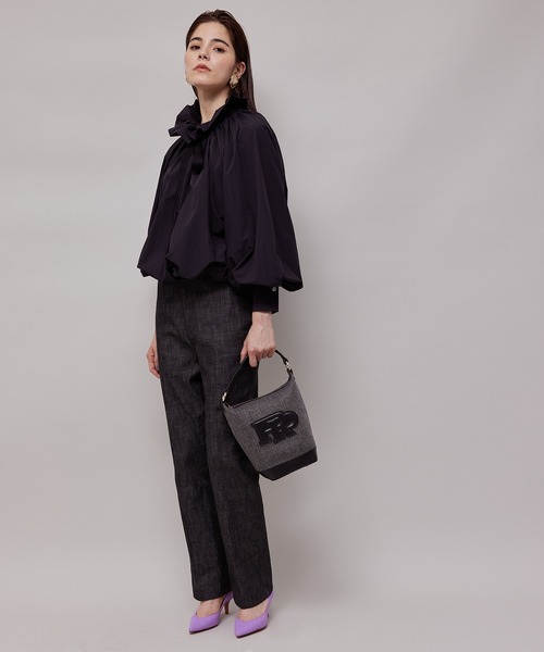 ROPE'（ロペ）の「RPロゴモチーフ2WAYバケットバッグ(素材コンビ)（ショルダーバッグ・レディース・チャコールグレー・FREE）」の15枚目の写真