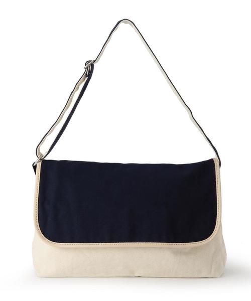 coen(コーエン)の「レザーパイピングキャンバスコンビショルダーバッグ(A4収納可)(ショルダーバッグ・メンズ・オフホワイト/レッド/ネイビー・フリー)」の3枚目の写真