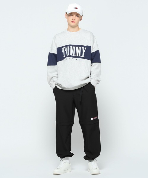 tommy jeans(トミー ジーンズ)の「オーセンティックブロッキングトレーナー(スウェット・メンズ・ブラック/グレー/ピンク・SMALL/MEDIUM/LARGE/X-LARGE)」の12枚目の写真