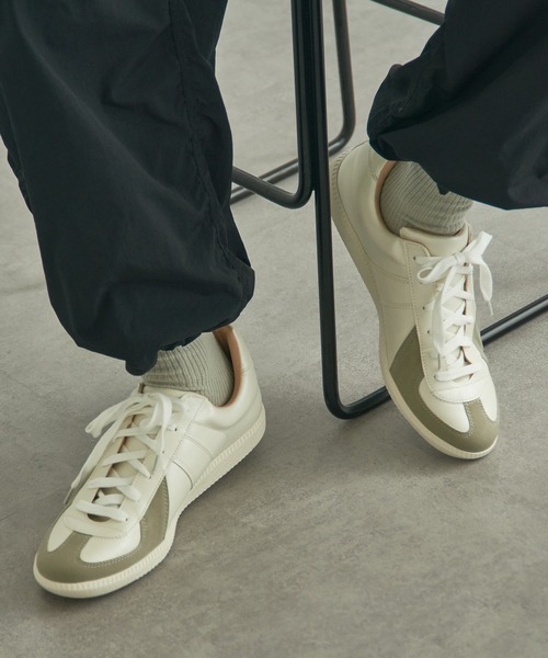 GERMAN TRAINER（ジャーマントレーナー）の「【SETUP7】REPRODUCT MILITALY GERMAN TRAINER ジャーマントレーナー（スニーカー・メンズ・ホワイト/ブラック/ホワイト系その他2/ホワイト系その他3/ブラック系その他2/グレー/ブラック系その他3・25cm/26cm/27cm/28cm）」の4枚目の写真