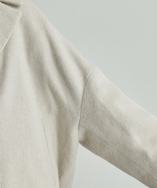 ビッグカラーコクーンショートコート