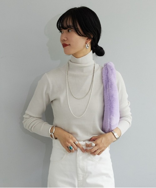 SHENERY(シーナリー)の「ハイネックリブニットプルオーバー(ニット/セーター・レディース・チャコールグレー/ライトグレー/ブラック/ピンク/ブルー・FREE)」の3枚目の写真