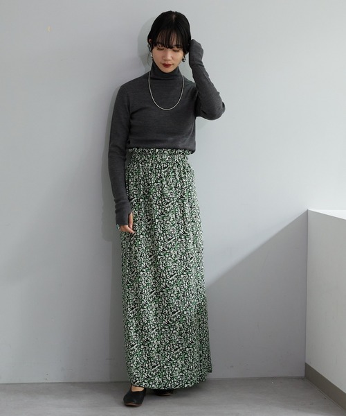 SHENERY(シーナリー)の「ハイネックリブニットプルオーバー(ニット/セーター・レディース・チャコールグレー/ライトグレー/ブラック/ピンク/ブルー・FREE)」の12枚目の写真