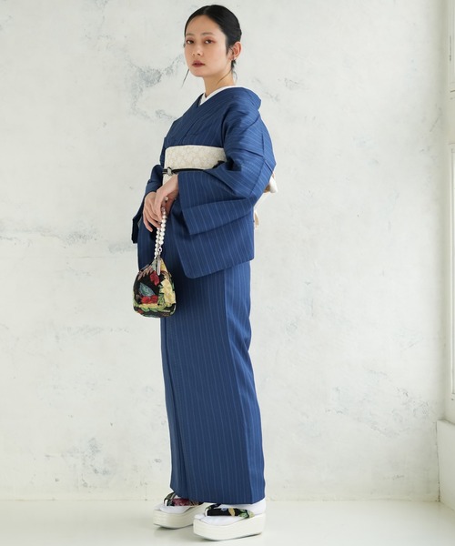 紺色と青のストライプ着物 夏の着物 ストライプ 縞 紺色 藍色 透け感のある生地 古いものです