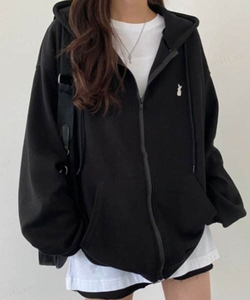 Dalfwin（ダールフィン）の「韓国ファッションラビット刺繍ドルマンスリーブスウェットパーカー（スウェット・レディース・ブラック/グレー系その他/グレー/ベージュ/グレー系その他3/ベージュ系3/ブラック系3/グレー系3/グレー系2/ブラック系2/グレー系その他2/ベージュ系2・FREE/フリー）」の4枚目の写真