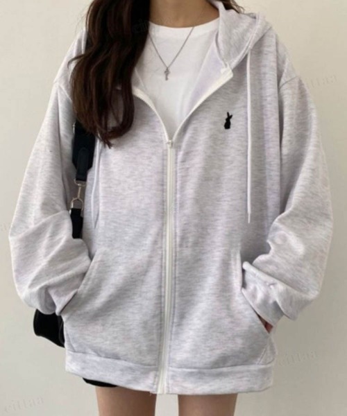 Dalfwin（ダールフィン）の「韓国ファッションラビット刺繍ドルマンスリーブスウェットパーカー（スウェット・レディース・ブラック/グレー系その他/グレー/ベージュ/グレー系その他3/ベージュ系3/ブラック系3/グレー系3/グレー系2/ブラック系2/グレー系その他2/ベージュ系2・FREE/フリー）」の7枚目の写真