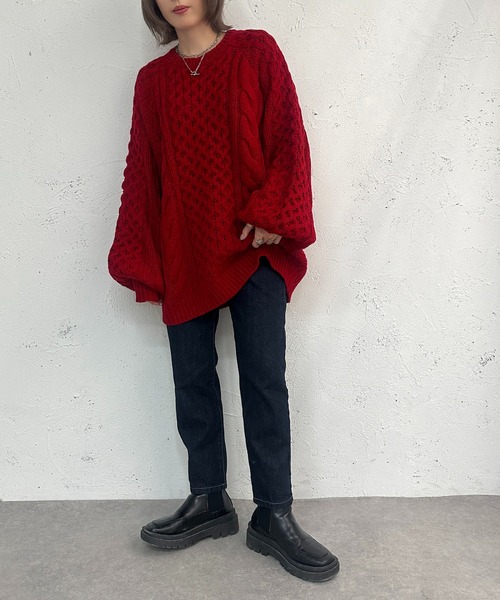 apres jour mignon(アプレジュールミニョン)の「ケーブルBIGニット【ZOZOTOWN限定アイテム】(ニット/セーター・レディース・レッド/ライトベージュ/マスタード・フリー/X-LARGE)」の6枚目の写真