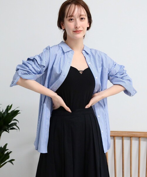 Ray BEAMS(レイビームス)の「Ray BEAMS / カットアウト スリーブ シャツ(シャツ/ブラウス・レディース・ホワイト/ブルー・ONE SIZE)」の15枚目の写真