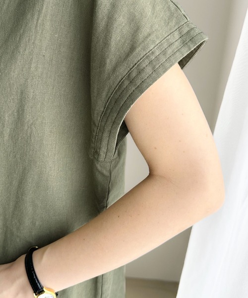 classicalelf(クラシカルエルフ)の「上品リラクシー。2way麻混Vネックトップス(Tシャツ/カットソー・レディース・キャメル/チャコールグレー/アイボリー/カーキ・LARGE/MEDIUM/SMALL/X-LARGE)」の21枚目の写真