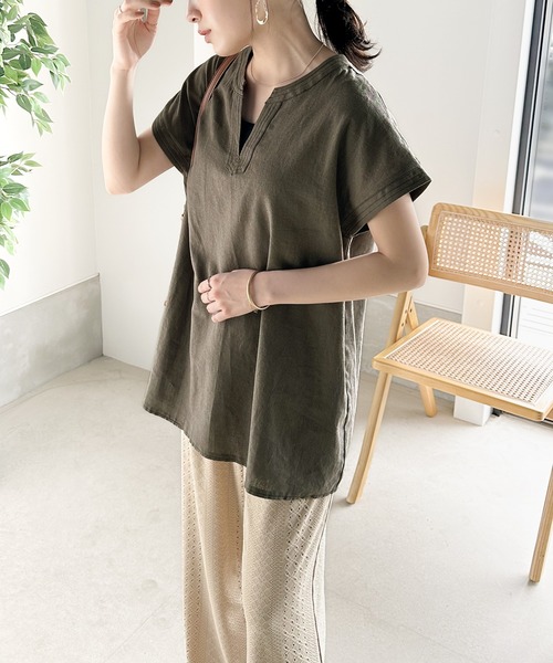 classicalelf(クラシカルエルフ)の「上品リラクシー。2way麻混Vネックトップス(Tシャツ/カットソー・レディース・キャメル/チャコールグレー/アイボリー/カーキ・LARGE/MEDIUM/SMALL/X-LARGE)」の7枚目の写真