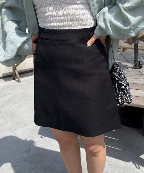 nemne store（ネンネストア）の「【低身長用サイズあり】裏地付き台形ミニスカート（スカート・レディース・アイボリー/ブラック・SMALL/MEDIUM）」の11枚目の写真