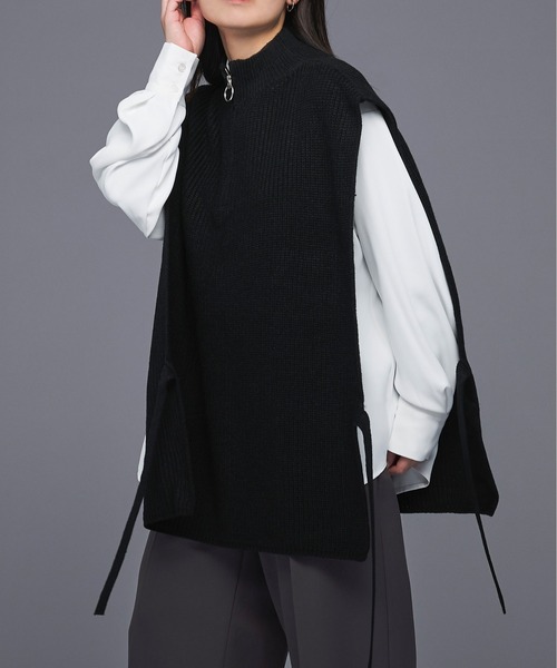 Ellno Loset(エルノロゼット)の「ハーフジップサイドリボンベスト(ベスト・メンズ・ブラック/パープル・MEDIUM/LARGE)」の2枚目の写真