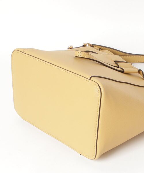 MIAN (ミアン)の「【MIAN】巾着2wayショルダー LOTUS 2221-217-1(ショルダーバッグ・レディース・ブラック/アイボリー/グレイッシュベージュ/モカ/イエロー/シルバー・FREE)」の7枚目の写真