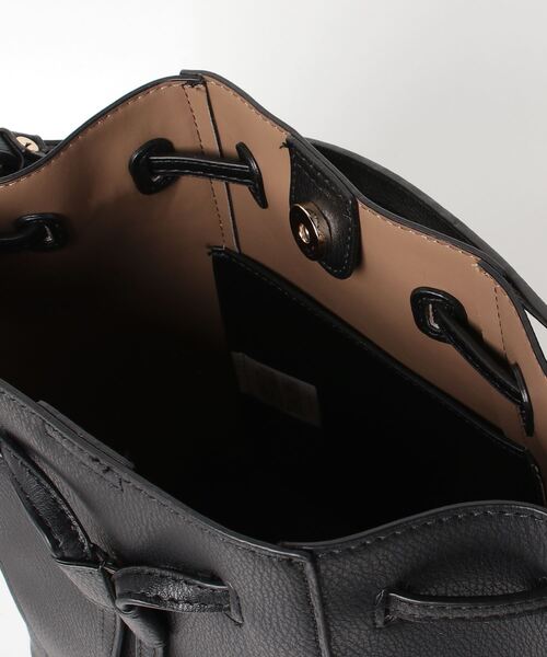 MIAN (ミアン)の「【MIAN】巾着2wayショルダー LOTUS 2221-217-1(ショルダーバッグ・レディース・ブラック/アイボリー/グレイッシュベージュ/モカ/イエロー/シルバー・FREE)」の11枚目の写真