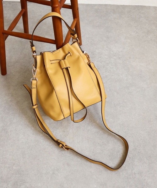 MIAN (ミアン)の「【MIAN】巾着2wayショルダー LOTUS 2221-217-1(ショルダーバッグ・レディース・ブラック/アイボリー/グレイッシュベージュ/モカ/イエロー/シルバー・FREE)」の22枚目の写真