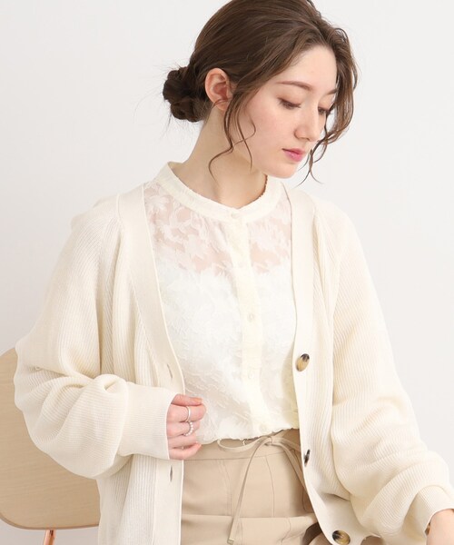 DRESKIP（ドレスキップ）の「◆片畦編ドルマンVネックニットカーディガン（カーディガン/ボレロ・レディース・黄緑系/ナチュラル/ブラック・02/03）」の3枚目の写真