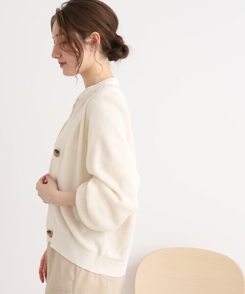 DRESKIP（ドレスキップ）の「◆片畦編ドルマンVネックニットカーディガン（カーディガン/ボレロ・レディース・黄緑系/ナチュラル/ブラック・02/03）」の11枚目の写真