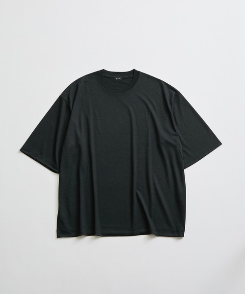 WILD LIFE TAILOR Adam et Rope'（ワイルドテーラーアダムエロペ　）の「【WILD LIFE TAILOR】Mt.Breath Wool(R) ハーフスリーブ ニット プルオーバー（Tシャツ/カットソー・メンズ・ブラック/ネイビー/チャコールグレー・M/L）」の2枚目の写真