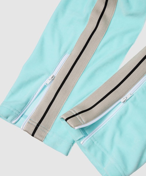 Palm Angels(パームエンジェルス)の「CHENILLE CLASSIC TRACK PANTS(その他パンツ・メンズ・ライトブルー・M)」の6枚目の写真