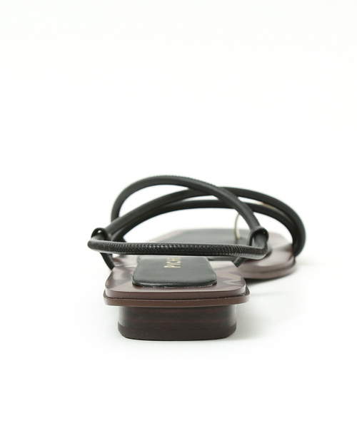 PICHE ABAHOUSE（ピシェ アバハウス）の「チューブトングフラットサンダル（サンダル・レディース・ホワイト/ブラック/ダークグリーン/ブラウン・38/39/35/36/37）」の19枚目の写真