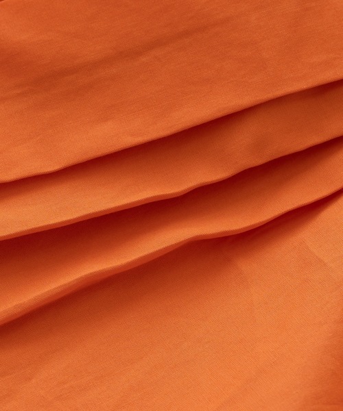 BRICK & SONS（ブリックアンドサンズ）の「リラックスバックプリーツシャツ＜パンプキン＞（シャツ/ブラウス・メンズ・オレンジ・XS/S/M/L）」の4枚目の写真