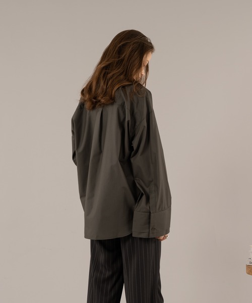 SELLE GLANT(セレグランテ)の「DOUBLE CUFFS FLARE SHIRT/ダブルカフスフレアシャツ(シャツ/ブラウス・メンズ・ブルー/カーキ・MEDIUM/LARGE)」の19枚目の写真