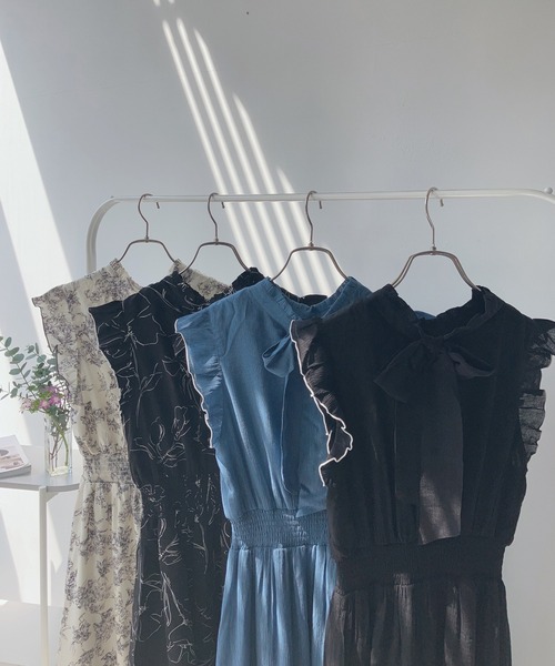 AS KNOW AS plus（アズノゥアズプラス）の「〇前後2WAYノースリーブティアードワンピース（ワンピース・レディース・アイボリー系/ブラック系/ブルー/ブラック/グレイッシュベージュ/イエロー系/ピンク系/ブラック系その他/オフホワイト・FREE）」の15枚目の写真