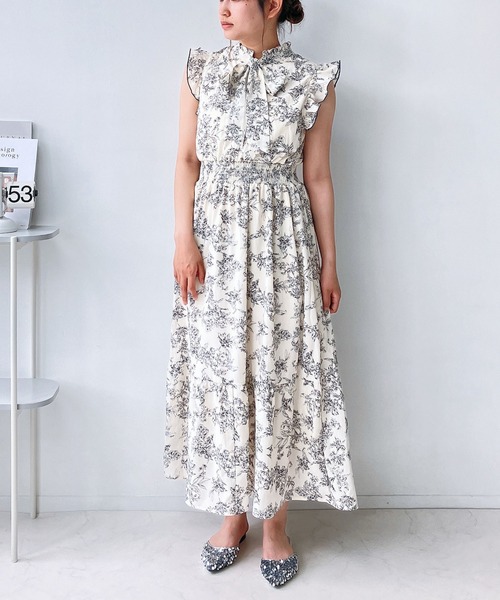 AS KNOW AS plus(アズノゥアズプラス)の「〇前後2WAYノースリーブティアードワンピース(ワンピース・レディース・アイボリー系/ブラック系/ブルー/ブラック/グレイッシュベージュ/イエロー系/ピンク系/ブラック系その他/オフホワイト/アイボリー系1・FREE)」の15枚目の写真