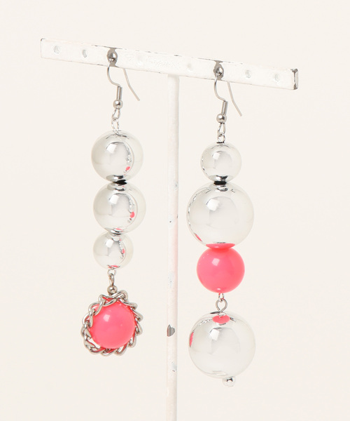 tone(トーン)の「【KKSHOP】チェーン玉ピアス(MA)(ピアス(両耳用)・レディース・ピンク系その他・FREE)」の1枚目の写真