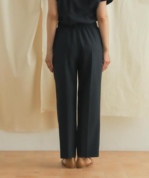 URBAN RESEARCH DOORS（アーバンリサーチドアーズ）の「『セットアップ対応』麻調合繊ストレートトラウザー（その他パンツ・レディース・イエロー系その他/ネイビー・MEDIUM/SMALL）」の6枚目の写真