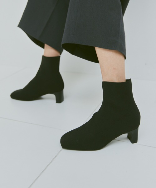 un/neu(アンノイ)の「リブニットソックスブーツ(ブーツ・レディース・レッド/ブラック・M/L/S)」の10枚目の写真