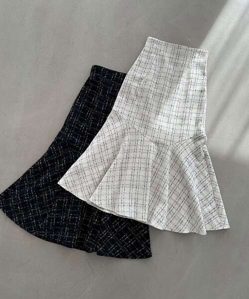 MAJESTIC LEGON（マジェスティックレゴン）の「【WEB限定XSサイズあり】ツイードマーメイドスカート（スカート・レディース・ホワイト系その他2/ブラック系その他・MEDIUM/SMALL/X-SMALL）」の13枚目の写真