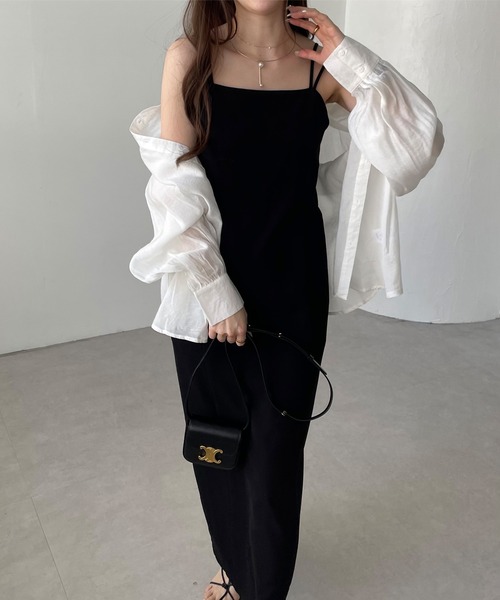 極美品　ケイミー　Ｉライントリミングワンピース　ロゴデザイン　近年モデル　M 幾何柄ジャージーワンピース/イージーケア(ワンピース) | MK